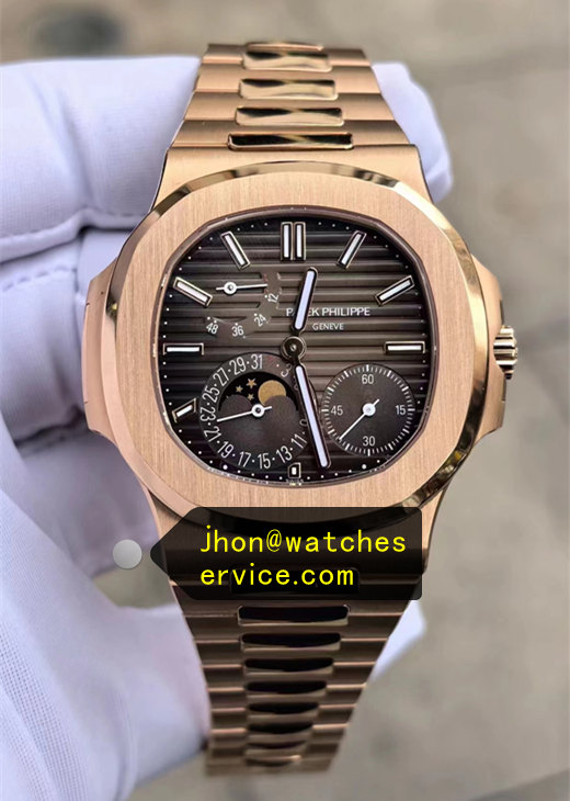 Nautilus 5712/1R Real Rose Gold