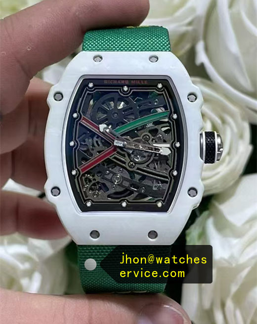 White Carbon RM 67-02 United Arab Emirates