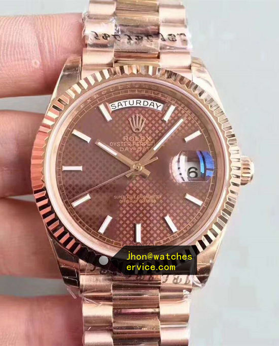 40MM Real Rose Gold Day-Date m228235-0006