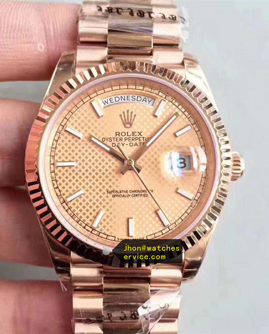 40MM Champagne Dial Day-Date m228235
