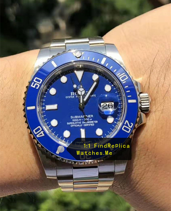 Jubilee Smurf Date Blue Rolex 116619 40mm Submariner