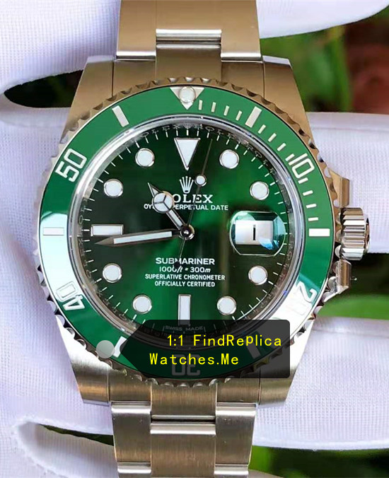 Hulk 40mm Green Dial Rolex Submariner 116610lv