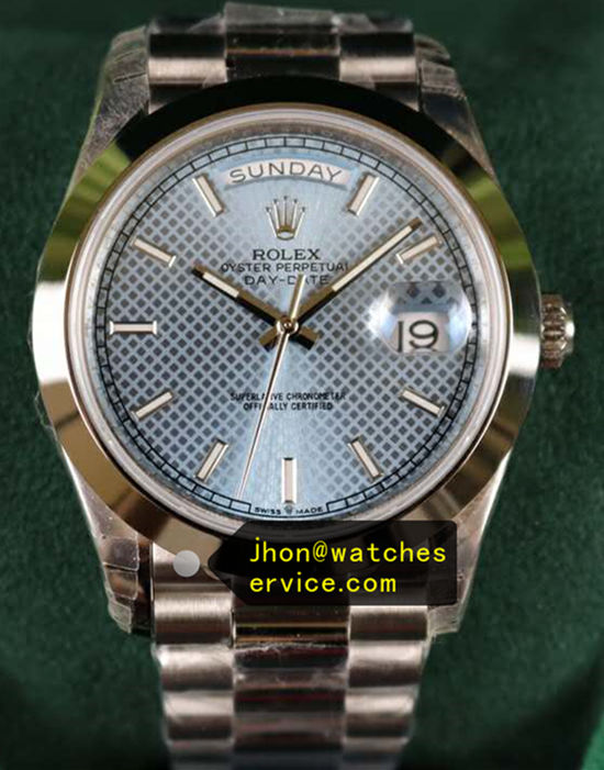 Mesh Blue Day-Date m228206-0004